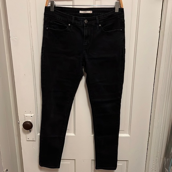 Levi’s 711 Skinny Jeans - Picture 2 of 9